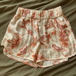 Aritzia Little Moon patterned silk shorts